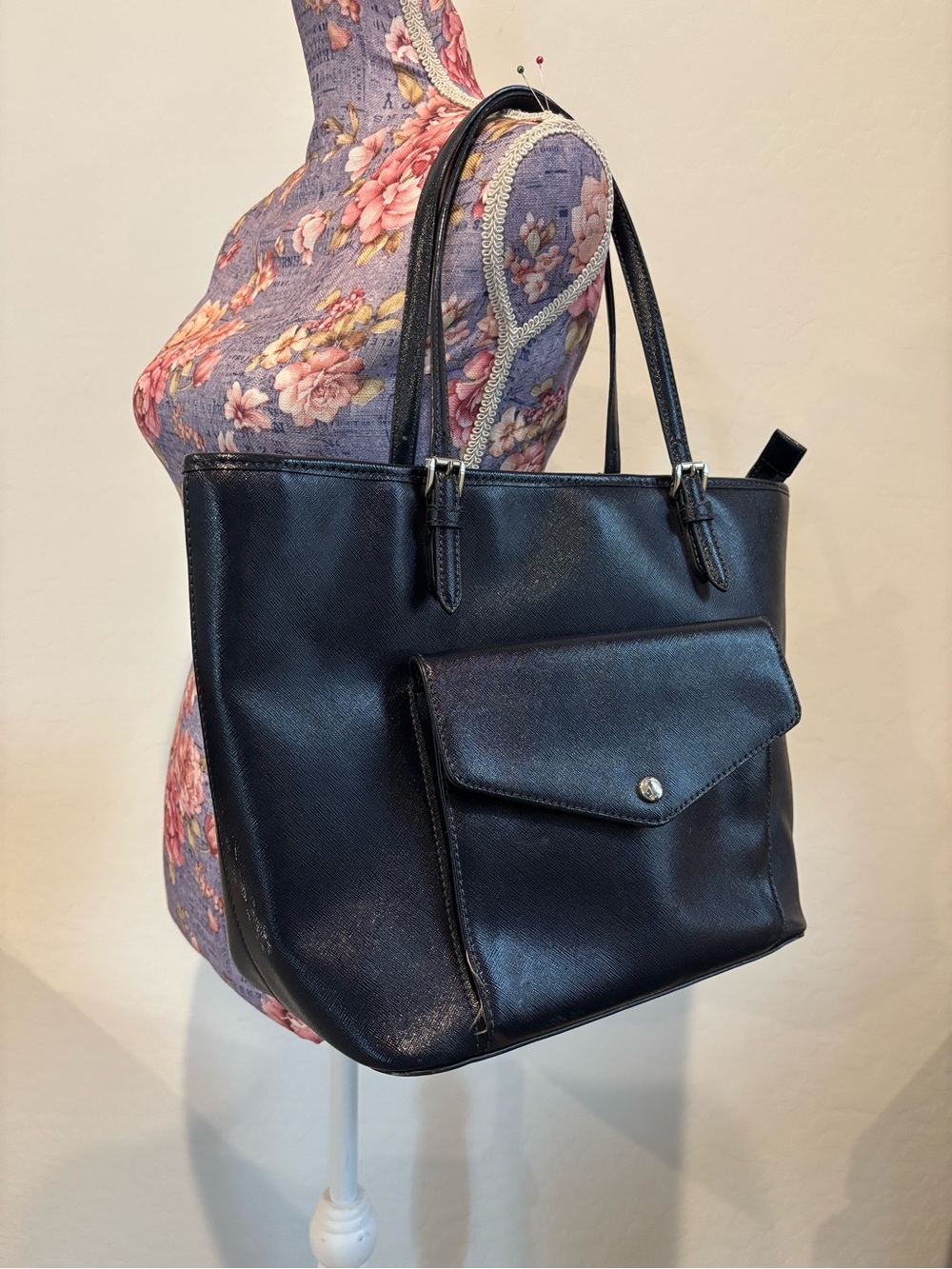 Michael Kors Jet Set Large Pocket Tote shoulder bag